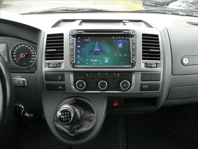 Volkswagen Multivan 2,0 TDi103kW 4x4 serviska,závě - fotka 25 z 37