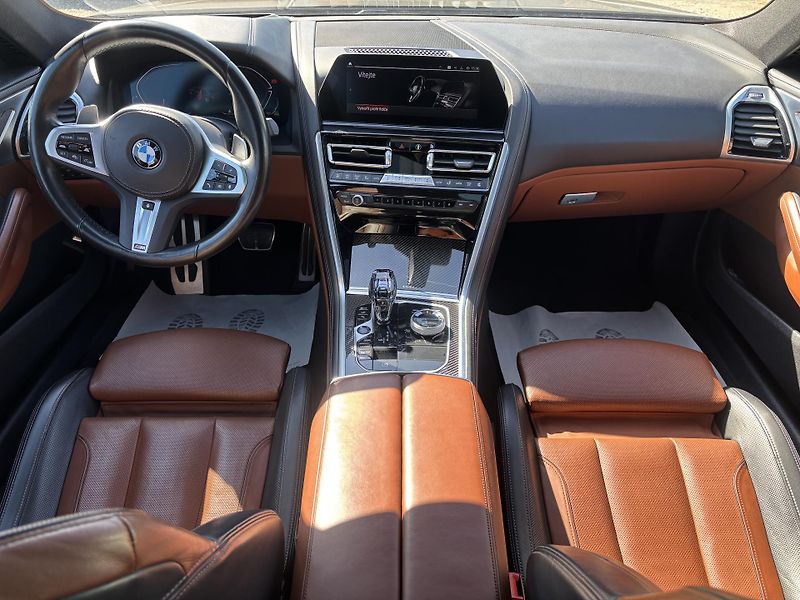 BMW Řada 8 (2022) 840d xDRIVE M PANO LASER H/K - fotka 9 z 40
