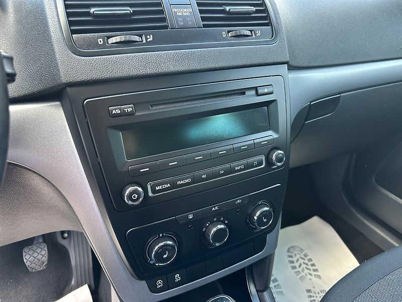 Škoda Yeti (2014) 1,4TSI 90kw Active - fotka 17 z 20