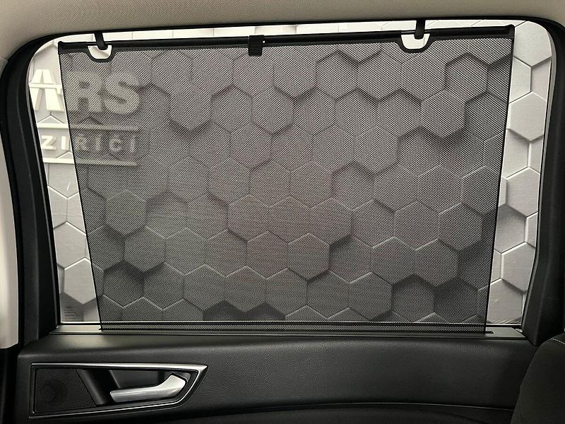 Ford Galaxy 2,5 HEV Titanium 7míst - fotka 28 z 70