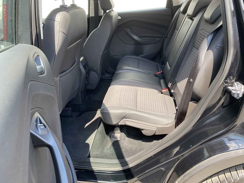 Ford Kuga (2019) 1.5 EB, Titanium, AT, navi - fotka 10 z 19