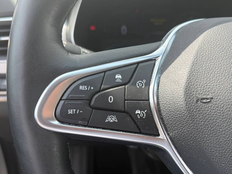 Renault Arkana (2022) 1.6 E-Tech 105 kW Intense - fotka 19 z 26