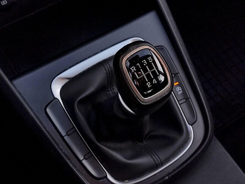 Hyundai Kona (2023) 1,0 T-GDi 88 Kw - fotka 28 z 38