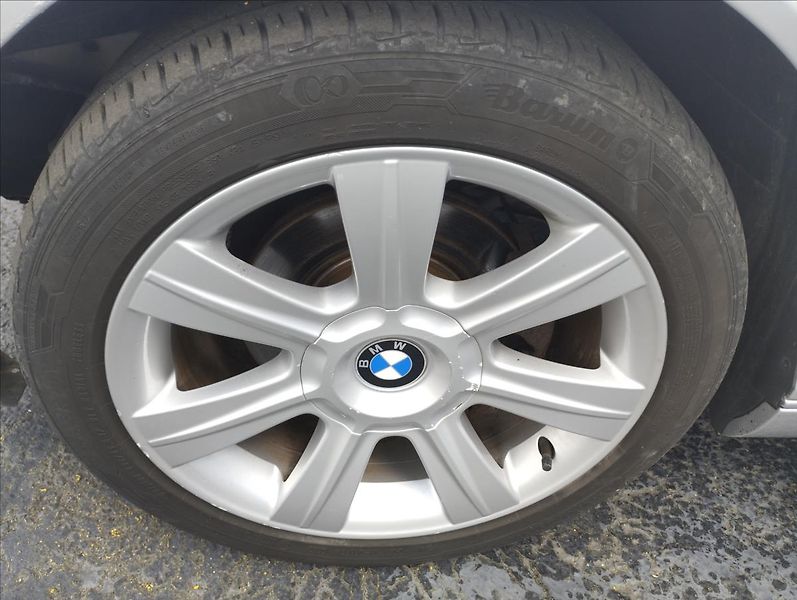 BMW Řada 3 320i 105KW KABRIO   2,0 - fotka 14 z 18