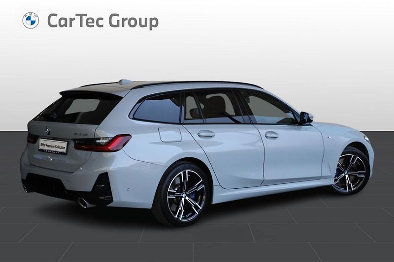 BMW Řada 3 330d xDrive Touring - fotka 3 z 25