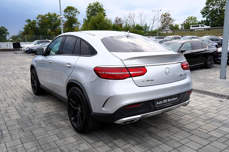 Mercedes-Benz GLE 43 AMG 4Matic/9AT/370PS/DPH - fotka 4 z 43
