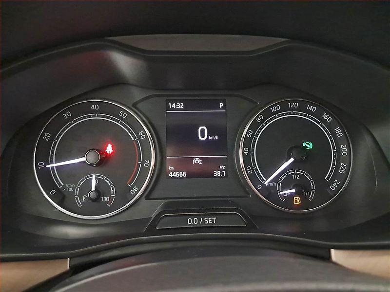 Škoda Scala (2022) Style 1.0 TSI, Automat - fotka 11 z 17