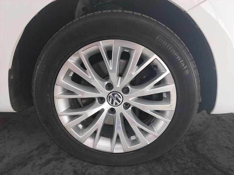 Volkswagen Sharan (2014) 2.0 TDI, 7 míst, Bi-Xenony - fotka 15 z 24