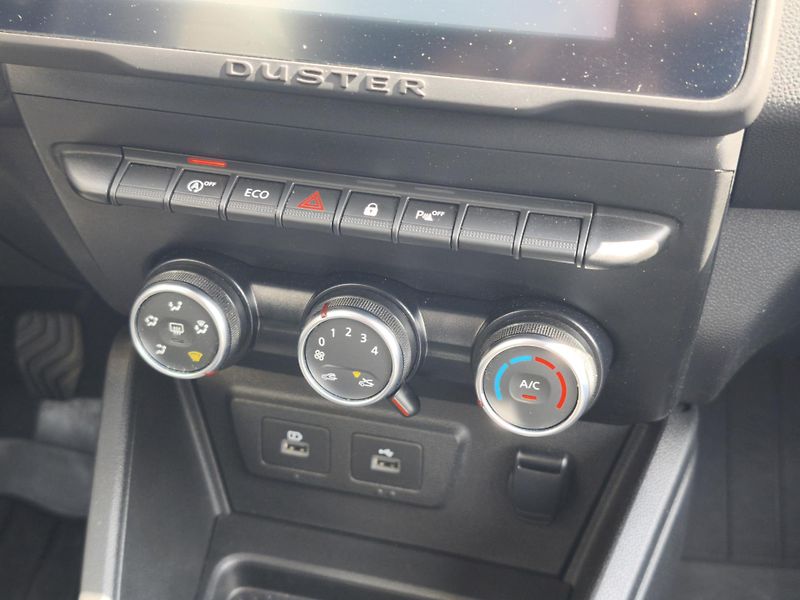 Dacia Duster 2022 ČR TCe 100 LPG Comfort - fotka 12 z 31