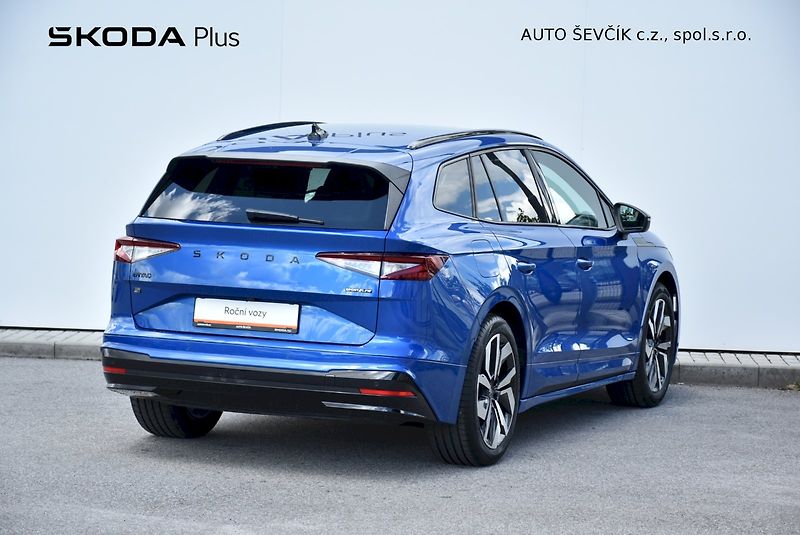 Škoda Enyaq (2026) 85 Sportline 210kW - fotka 2 z 35