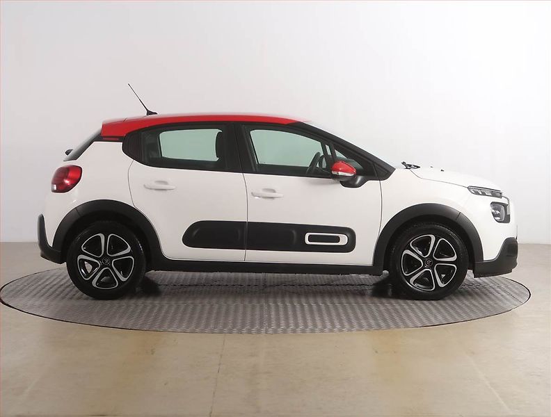 Citroën C3 (2021) Feel Pack 1.2 PureTech - fotka 6 z 18