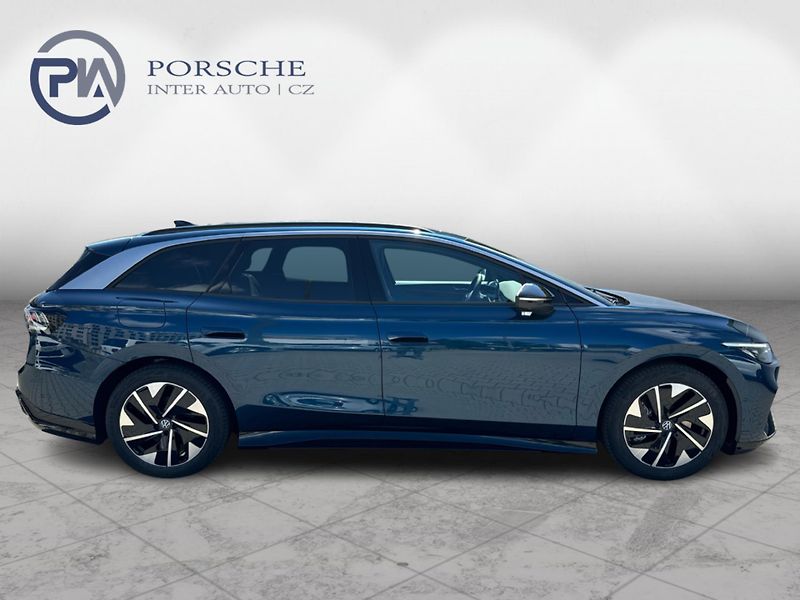 Volkswagen ID.7 Tourer Pro People 77 kWh - fotka 7 z 26