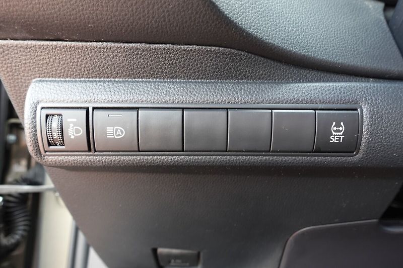 Toyota Corolla 1.5TNGA 125 - 6 MT Comfort + S - fotka 19 z 32