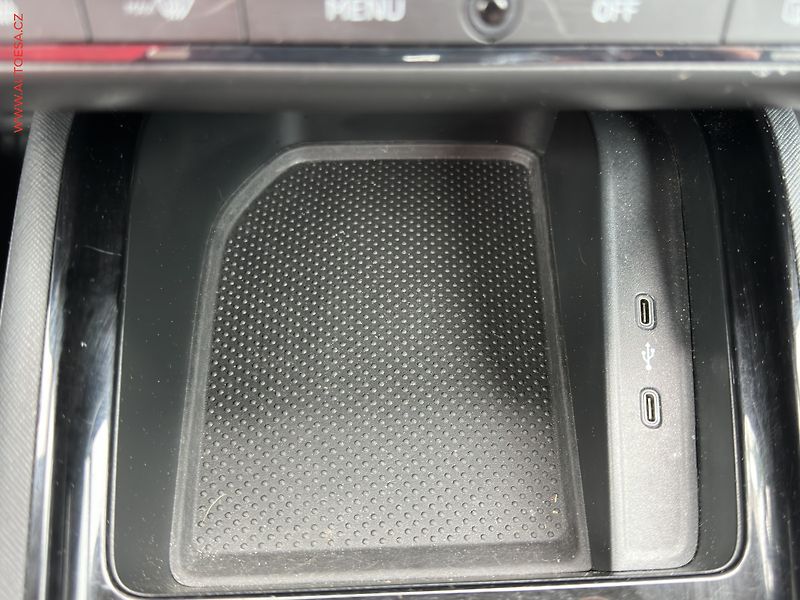 Škoda Kamiq (2021) 1.5 TSi, 2.maj,ČR, Style - fotka 17 z 20
