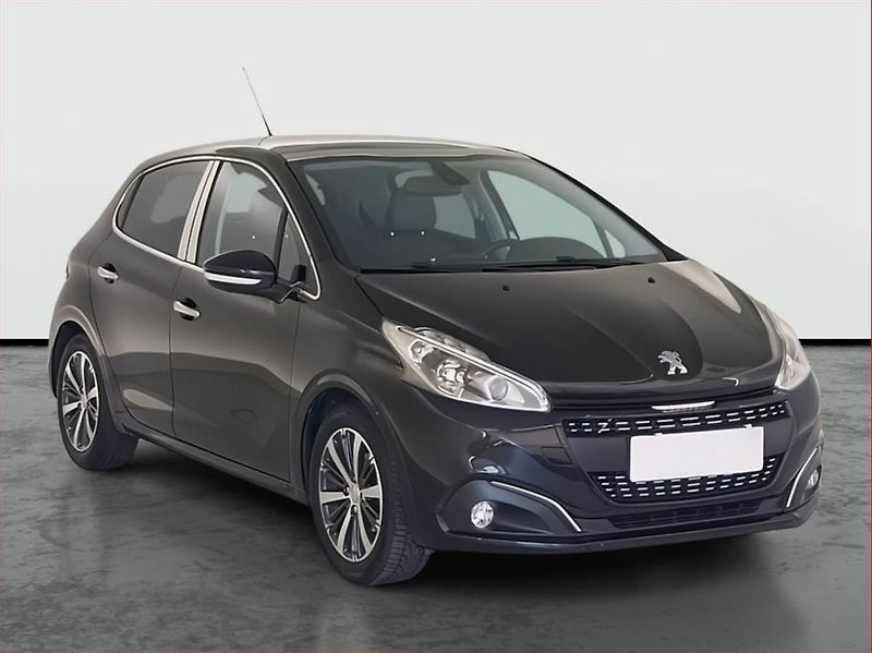 Peugeot 208 (2016) 1.2 PureTech, Navi, Tempomat - fotka 1 z 19