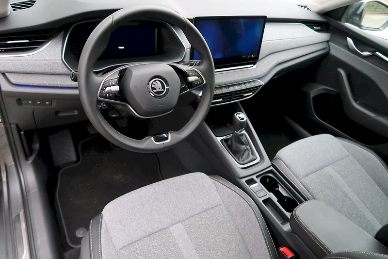Škoda Octavia (2024) Combi Selection 1,5 TSI/85 kW - fotka 11 z 31