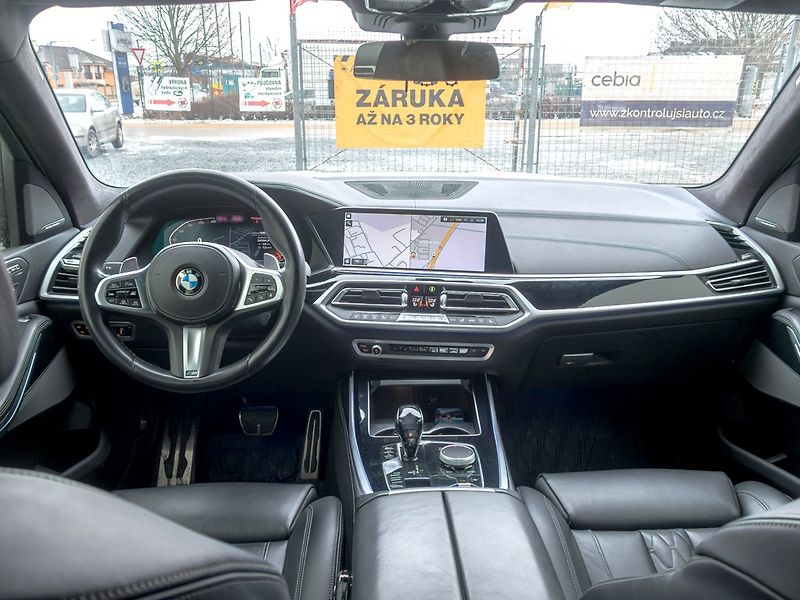 BMW X7 (2019) ČR 3.0i 250KW 7sed – INDIVIDUÁ - fotka 13 z 59