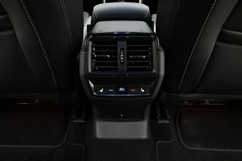 Škoda Kodiaq 2,0 TDI 147 kW DSG 4x4 SportLI - fotka 22 z 33