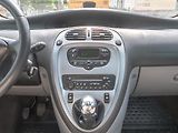 Citroën Xsara Picasso (2009) 1.6i 16V 80KW – TAŽNÝ - náhled 19
