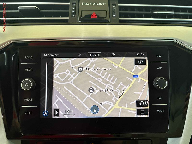 Volkswagen Passat (2021) 2.0 TDi, ČR, Elegance, LED - fotka 11 z 16