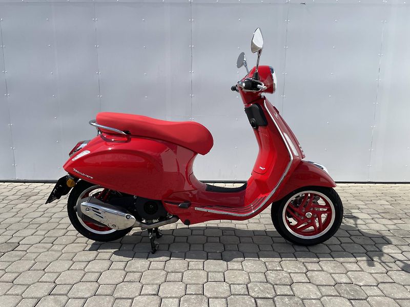 Vespa (2026) Primavera 125 RED EU5+ - fotka 2 z 11