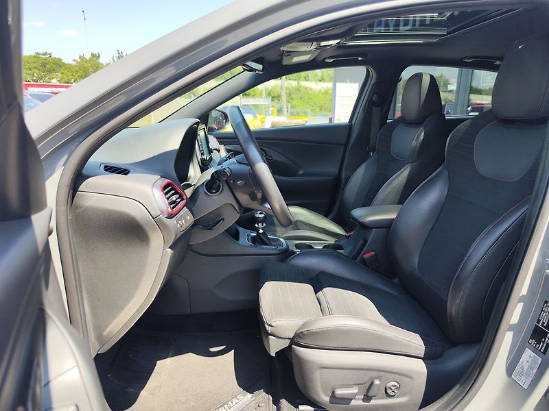 Hyundai i30 2.0 T-GDi/202kW N Performace - fotka 14 z 38
