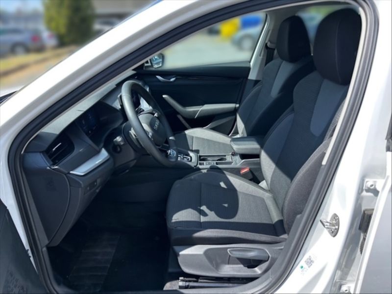 Škoda Octavia 1,5 TSI 85 Selection DSG - fotka 7 z 11