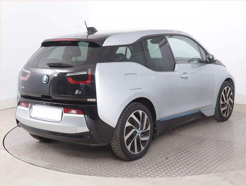 BMW i3 (2014) 60Ah BEV, SoH 74%, Automat - fotka 5 z 19