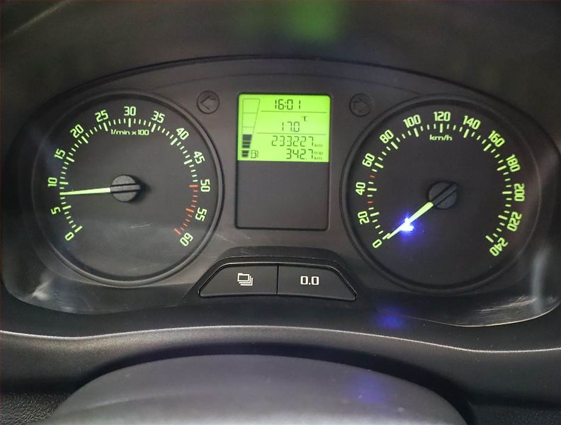 Škoda Roomster (2012) Comfort 1.6 TDI, Eko.zaplacen - fotka 11 z 17