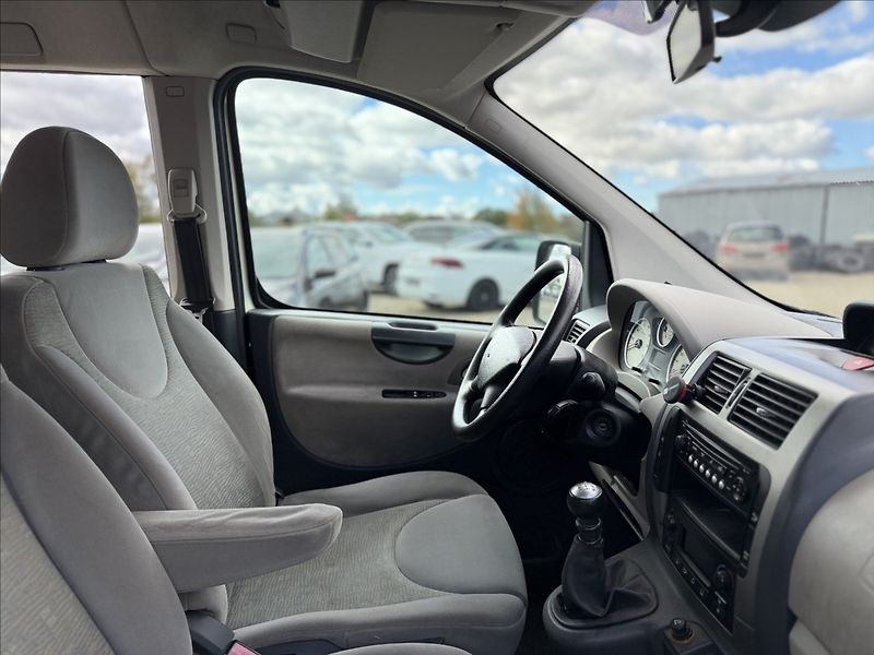 Fiat Scudo 2,0 NOVÁ STK, 9MÍST, TAŽNÉ - fotka 20 z 21