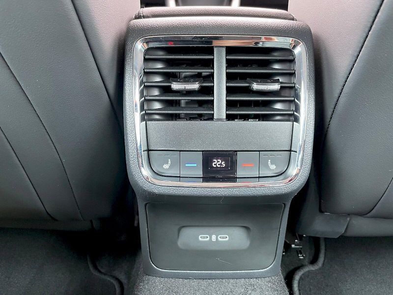 Škoda Octavia (2024) 2.0 TDI 110kW DSG Style Plus P - fotka 25 z 35