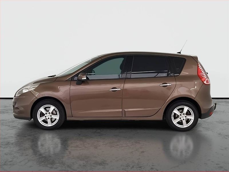 Renault Scénic (2009) 1.4 TCe, po STK, Tažné - fotka 3 z 23