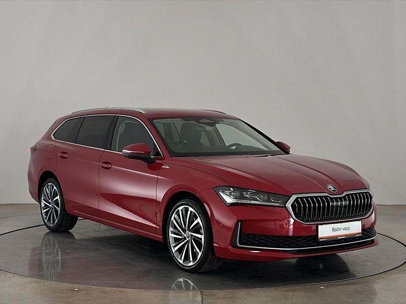 Škoda Superb L&K DSG - fotka 14 z 31