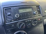 Volkswagen Transporter (2007) MULTIVAN 1.9TDI/75kW *ČR*1.Maj - náhled 12