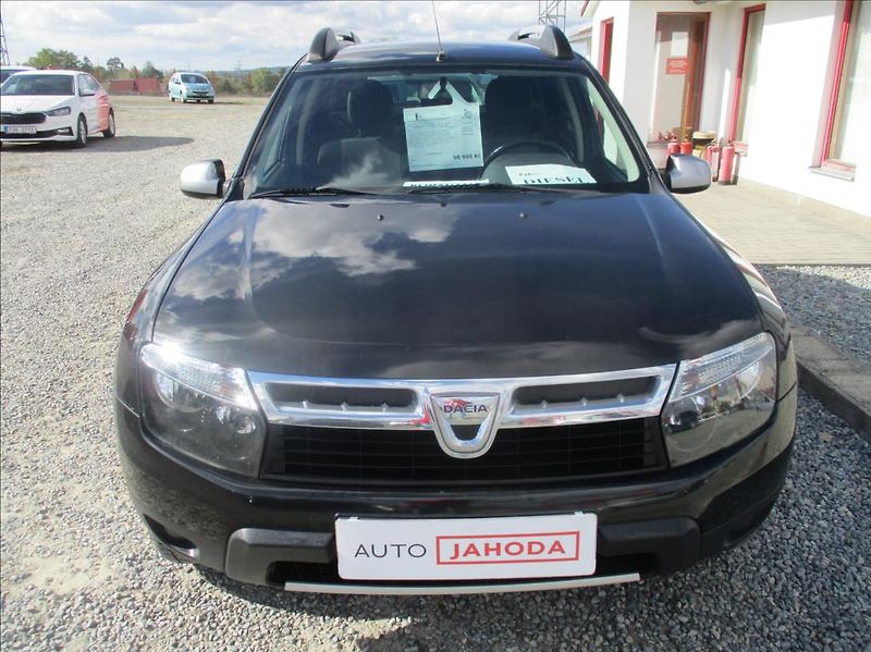 Dacia Duster 1,5 DCi, klima,serviska,tažné, - fotka 2 z 33
