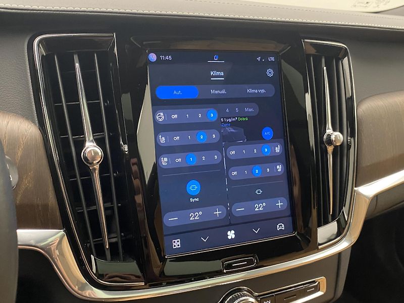 Volvo V90 B4 BRIGHT PLUS AUT REZERVACE - fotka 47 z 48