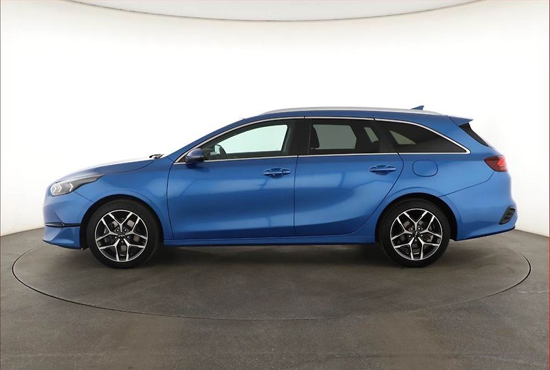 Kia Ceed (2025) Top 1.5 T-GDI - fotka 3 z 15