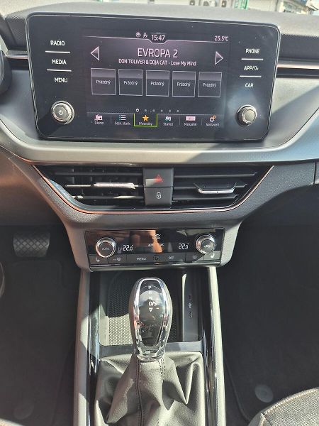 Škoda Kamiq 1,0 TSI DSG Style 81kW - fotka 18 z 24