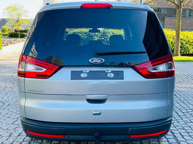 Ford Galaxy 2.0TDCi MANUÁL 7 MÍST VÝHŘEV - fotka 14 z 49