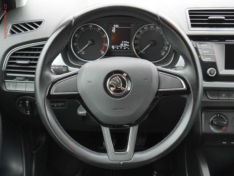 Škoda Fabia (2018) 1.0TSi, ČR, Ambition - fotka 18 z 20