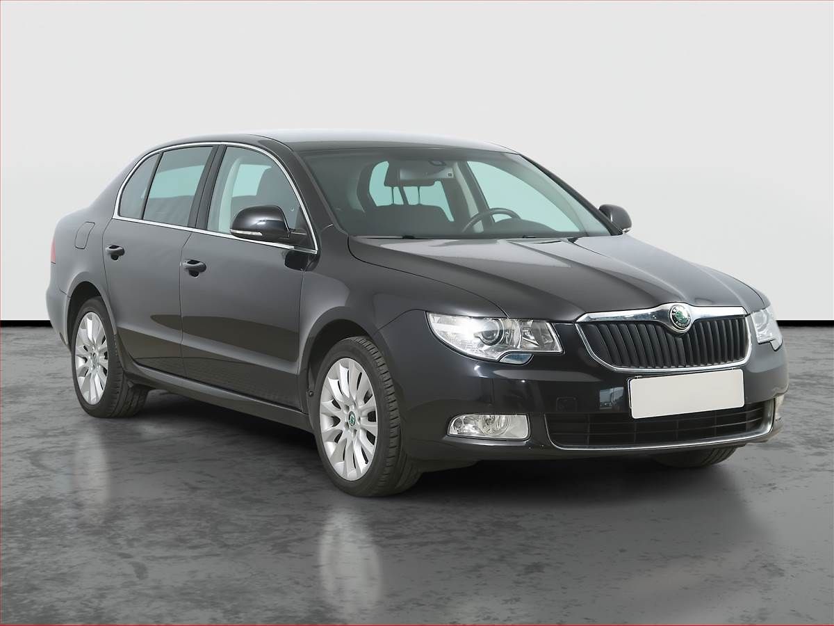 Škoda Superb 1.6 TDI, Xenony, Tempomat