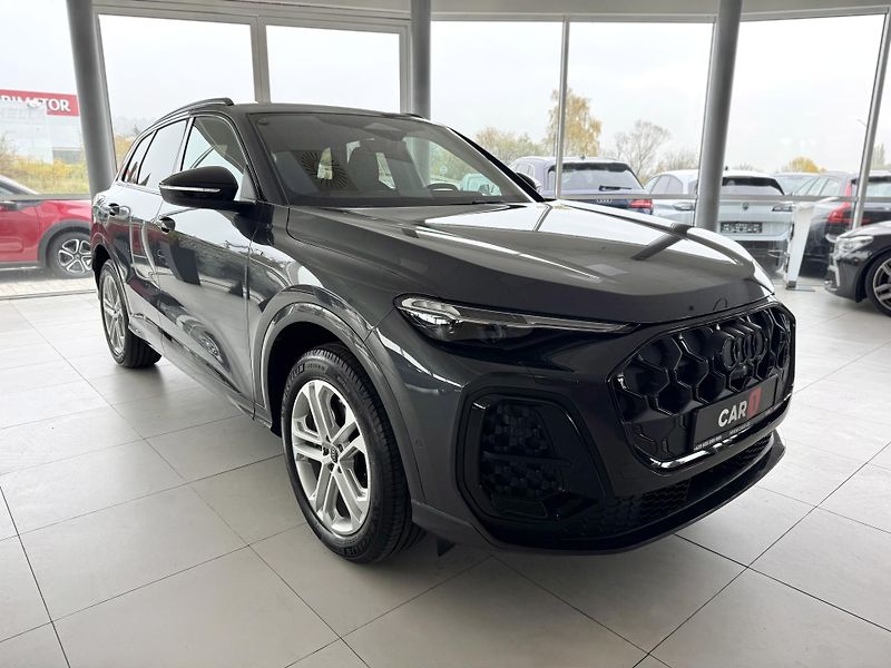Audi Q5 TDI Quattro*S-LINE*360*SKLADEM - fotka 4 z 45