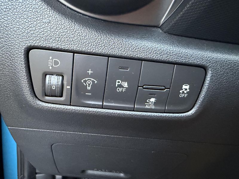 Hyundai Kona (2022) TOP STAV SOH 98%  - fotka 16 z 25
