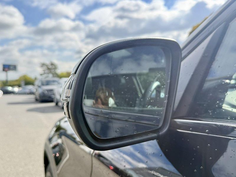 Mercedes-Benz GLC (2023) 200 d 4MATIC kupé - fotka 41 z 45