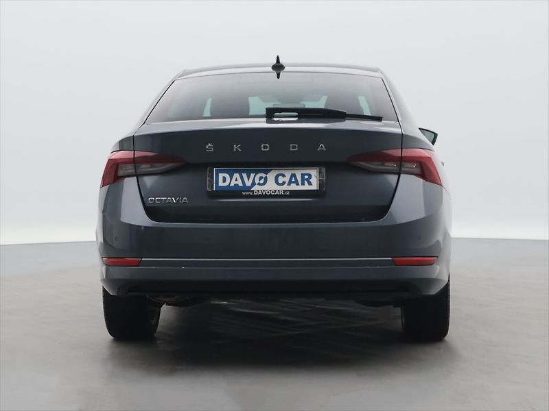 Škoda Octavia 2,0 TDI 110kW DSG Style CZ - fotka 6 z 39