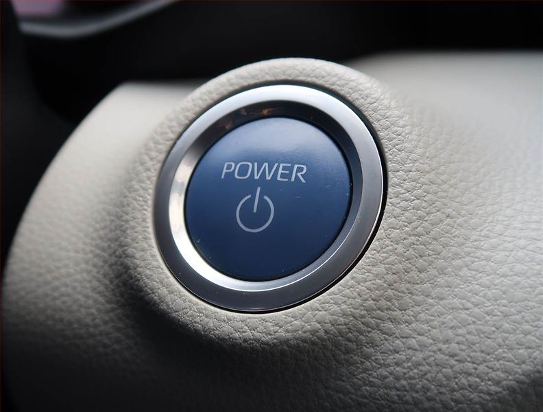 Toyota Yaris (2022) Executive 1.5 VVT-i Hybrid - fotka 20 z 21