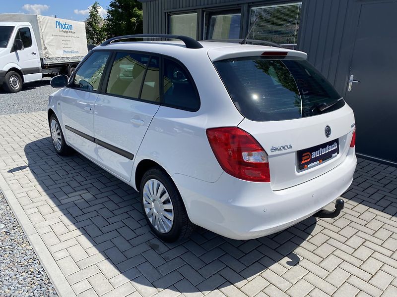 Škoda Fabia 1.2 TSI 63kW-CLIMATRONIC-TAŽNÉ - fotka 3 z 44