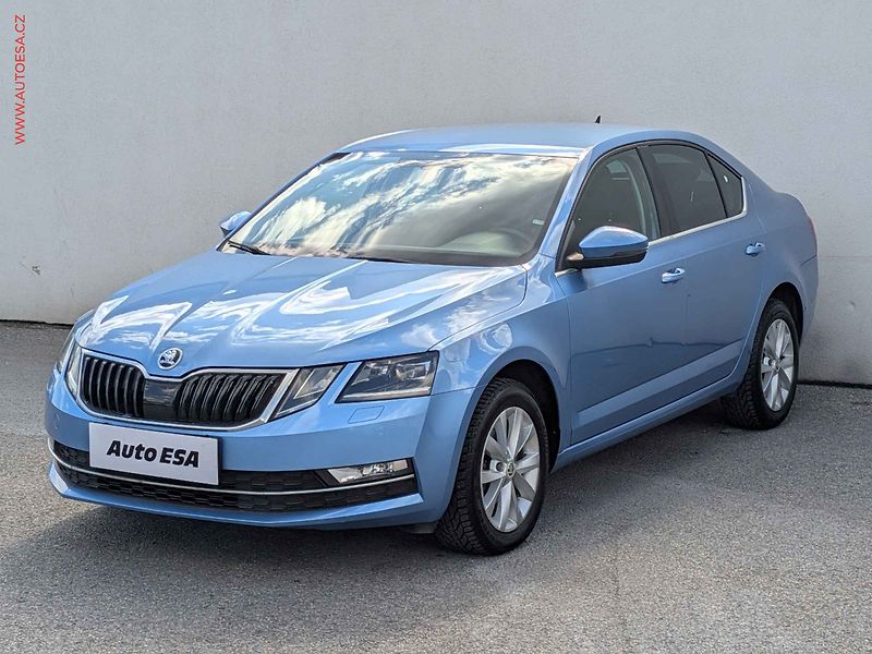 Škoda Octavia (2017) 1.6TDi, ČR, Style, LED, navi - fotka 3 z 15