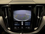 Volvo XC60 B4 AWD MOMENTUM AUT REZERVACE - náhled 44