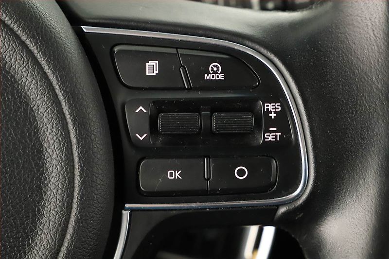 Kia Sportage (2016) 1.6 GDI, Navi, Tempomat - fotka 18 z 20